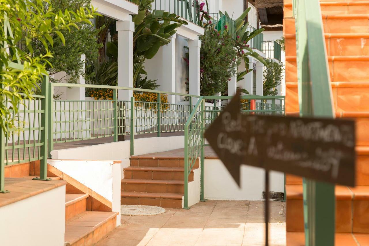 Thegood Brillante Piscina Y Parking Incluido Cordoba Exterior photo