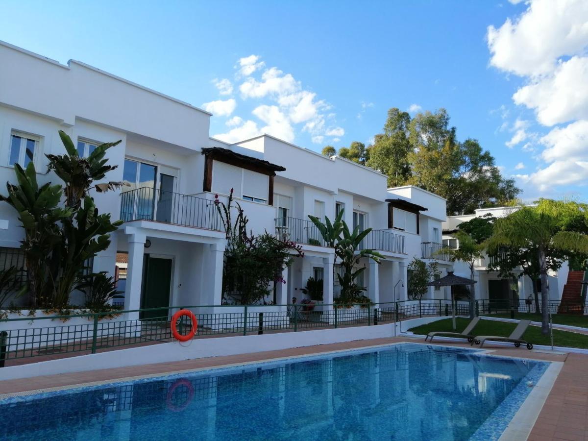 Thegood Brillante Piscina Y Parking Incluido Cordoba Exterior photo